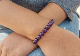How to Wear Amethyst Bracelet?